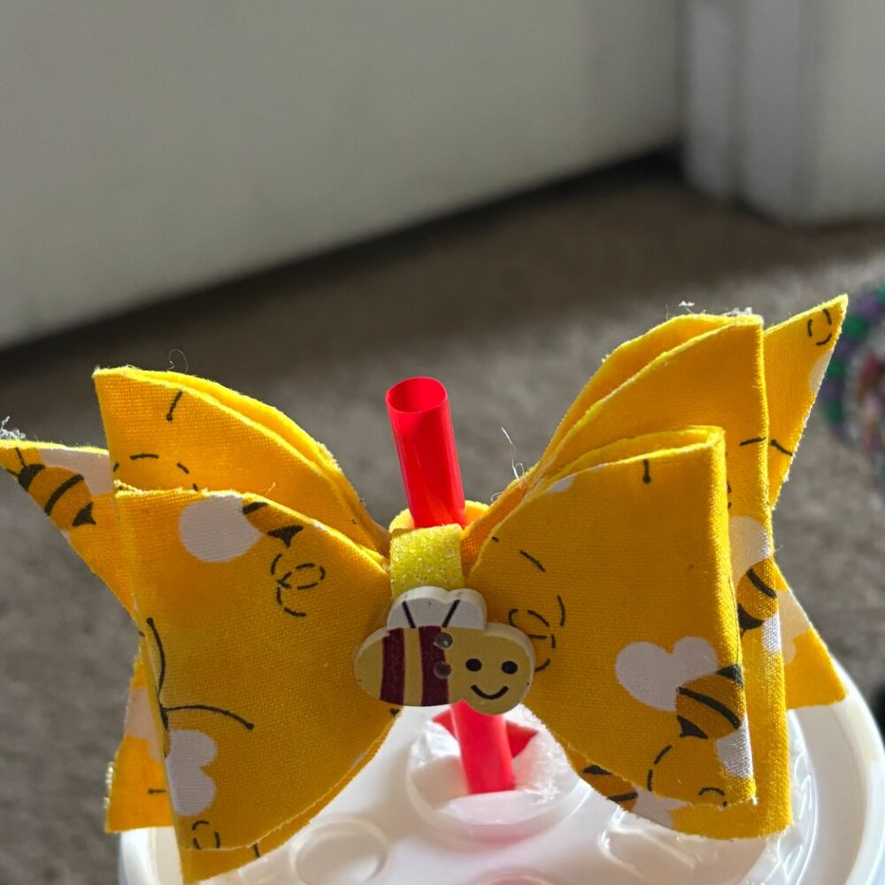 Handmade Bumble Bee Straw Topper - Picture 2 of 3